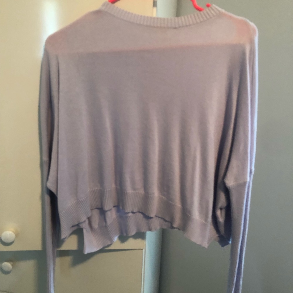 URBAN OUTFITTERS cropped sweater
